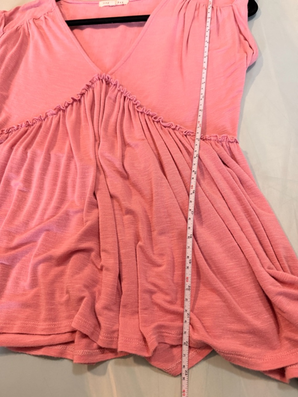 Copper Key Boho soft pink vneck- size small - Picture 5 of 5
